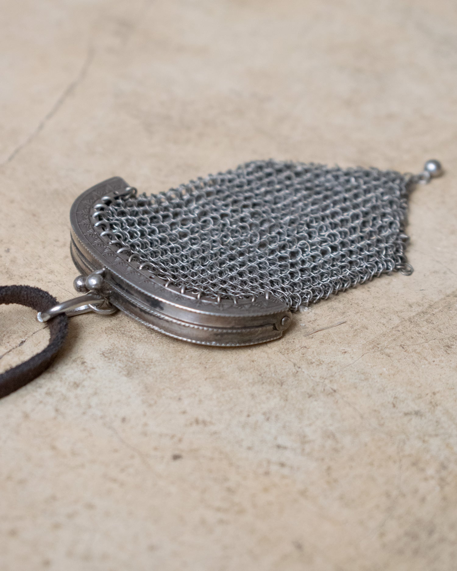 Antique Mesh Purse Necklace (Brown)