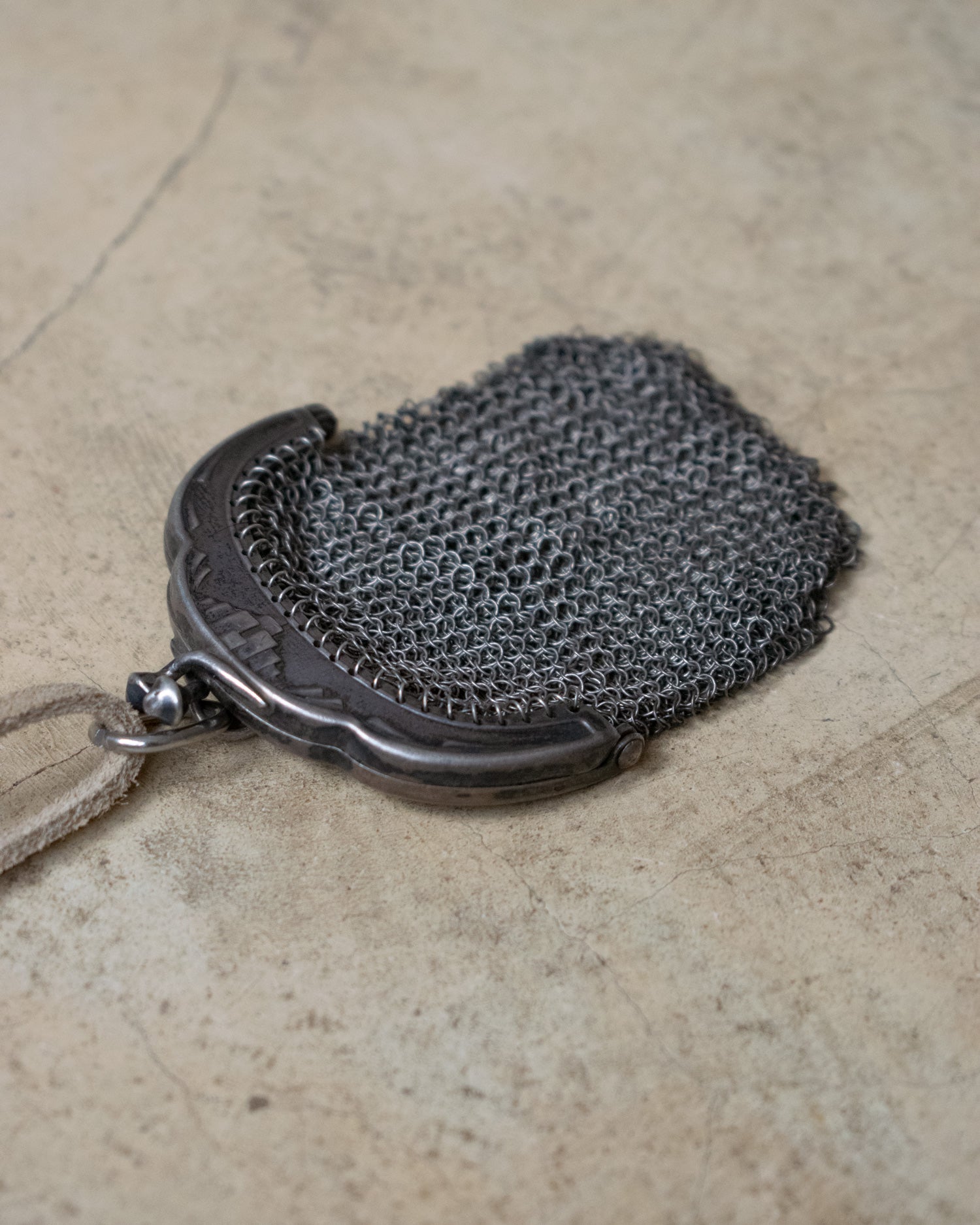 Antique Mesh Purse Necklace (Beige)