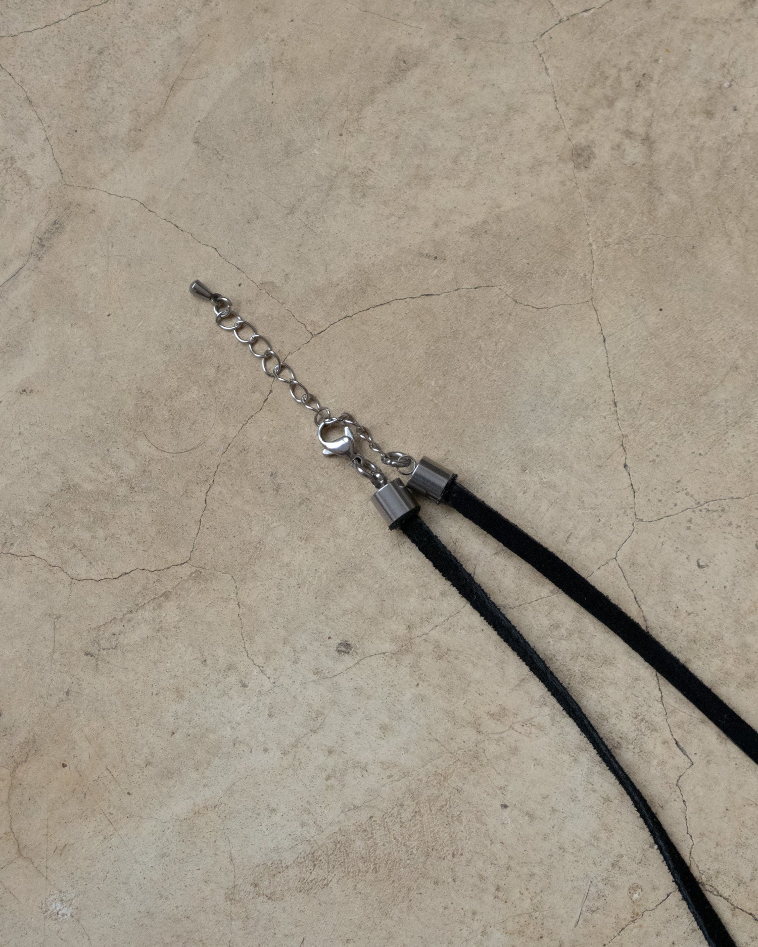 Antique Mesh Purse Necklace (Black)
