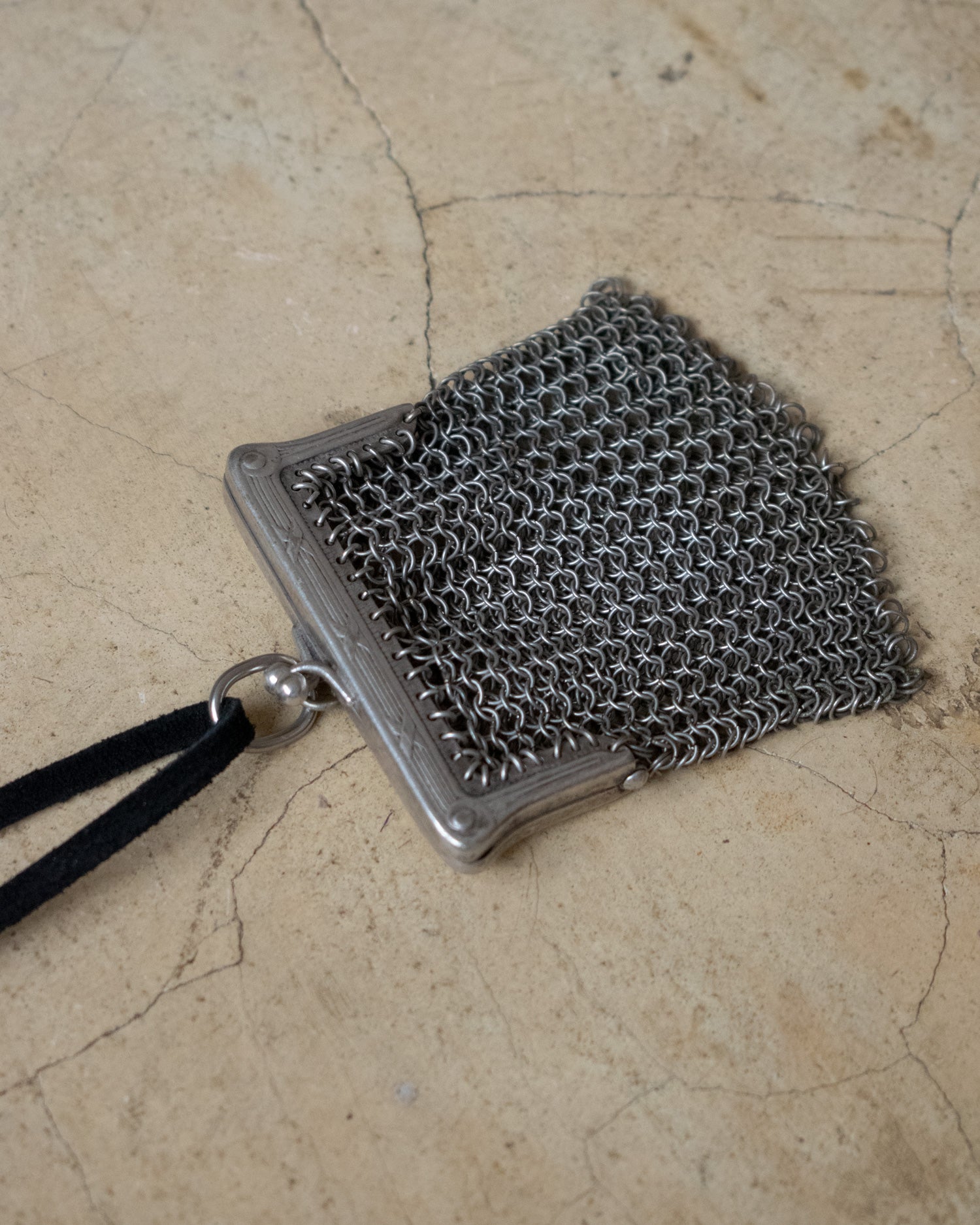 Antique Mesh Purse Necklace (Black)