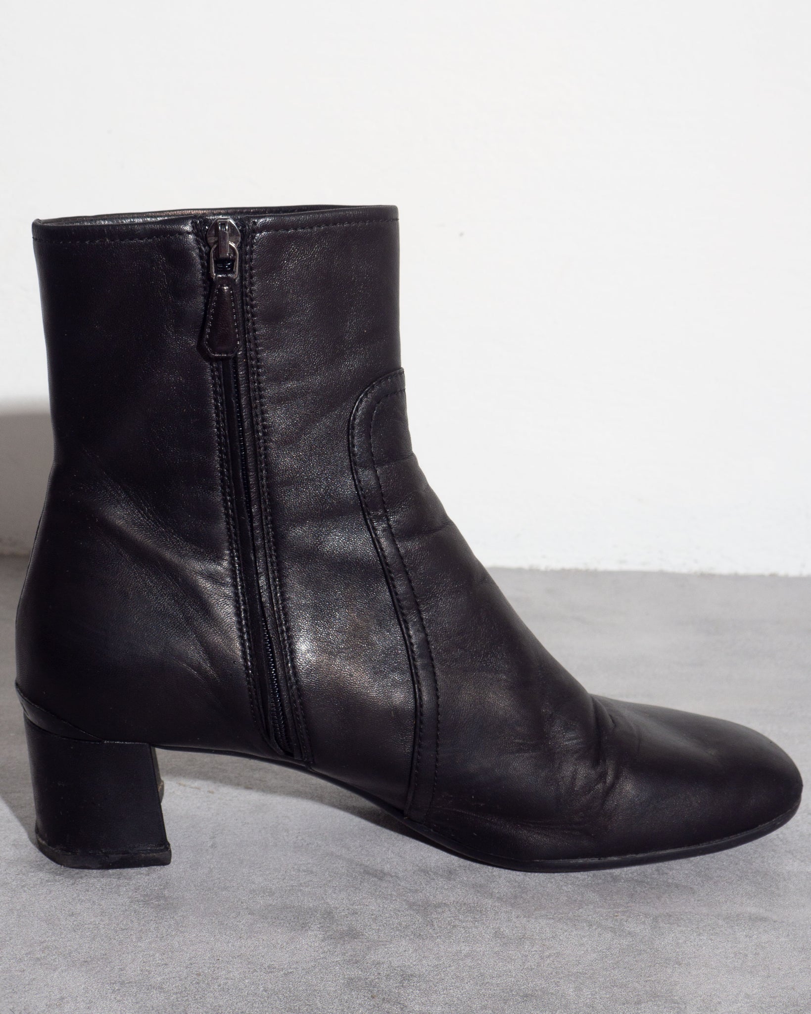 Prada Ankle Boots (40)