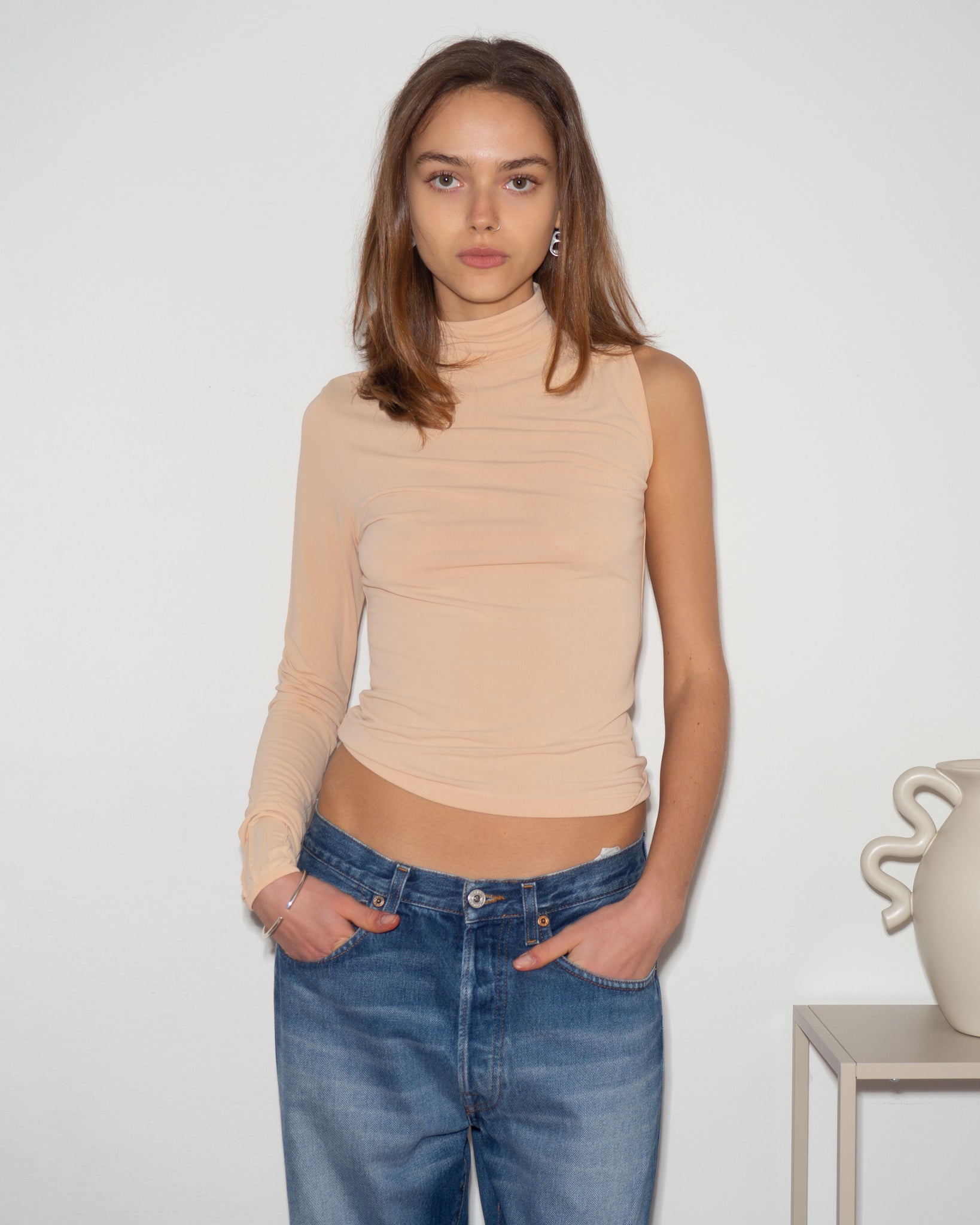 Single Shoulder Top