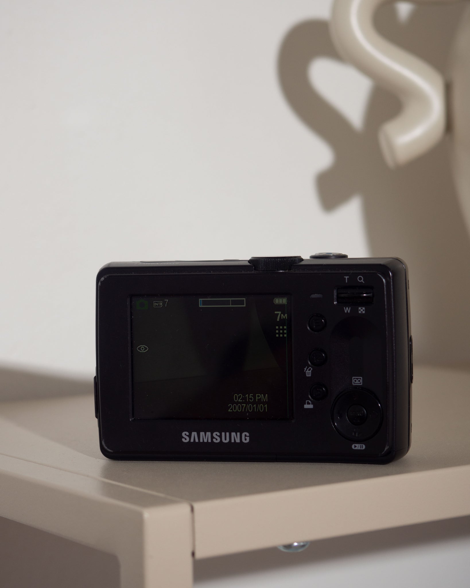 Samsung S730 Digital Compact
