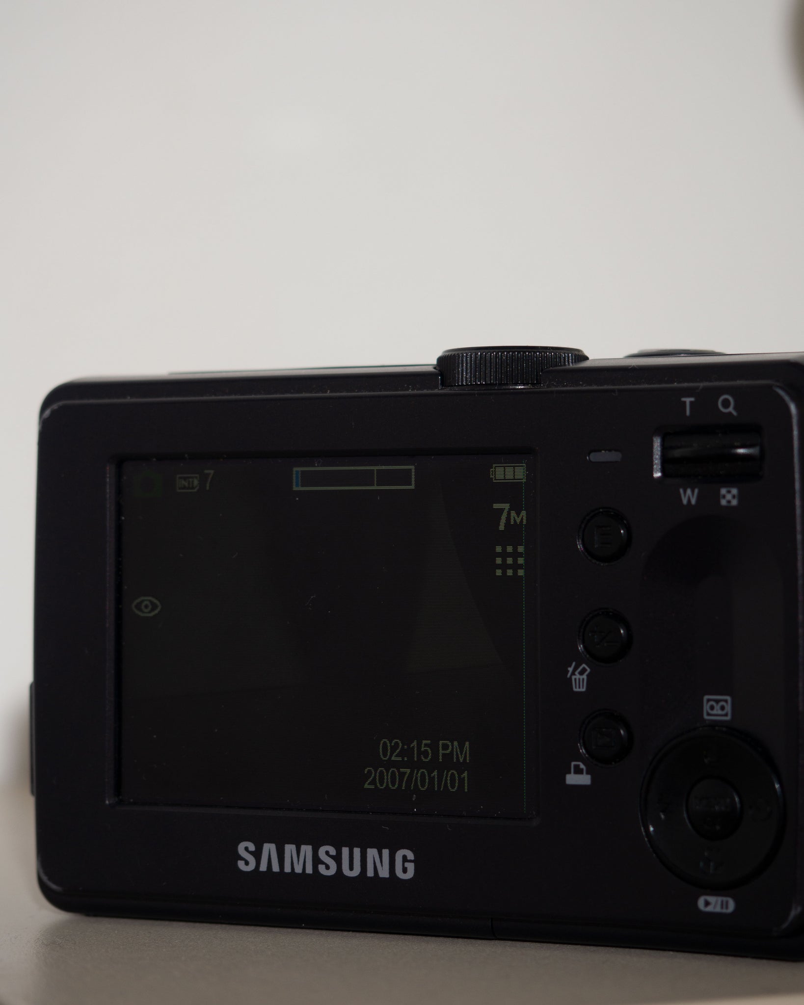 Samsung S730 Digital Compact