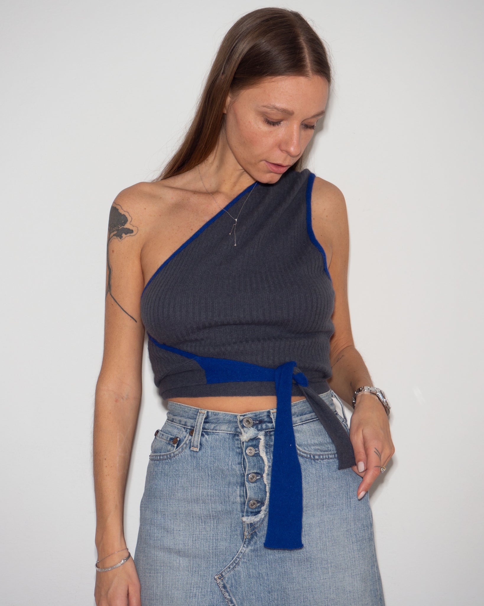 Single Shoulder Top